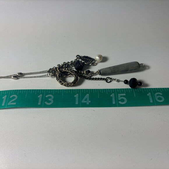 necklace - Picture 2 of 2